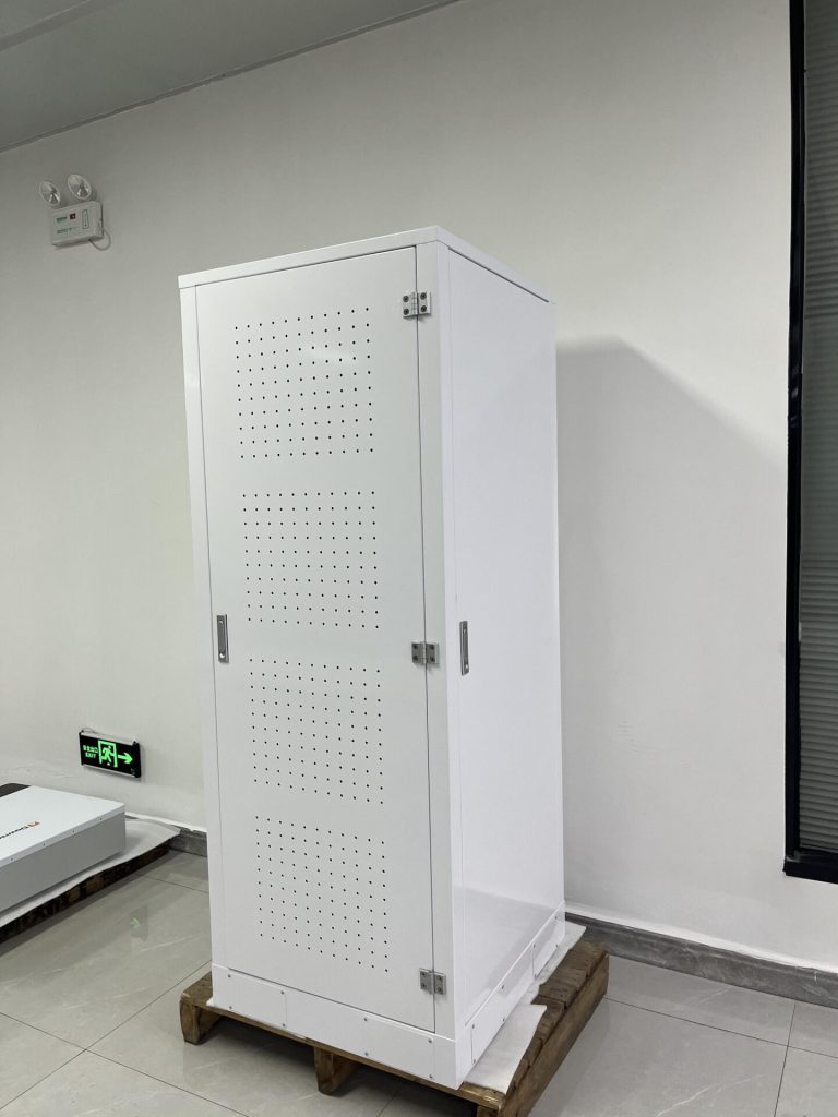 2023 Newly Arrival 51.2kwh 1000Ah Ess Cabinet/Rack Solar Home Energy Storage Lithium Battery 51.2V - Image 2